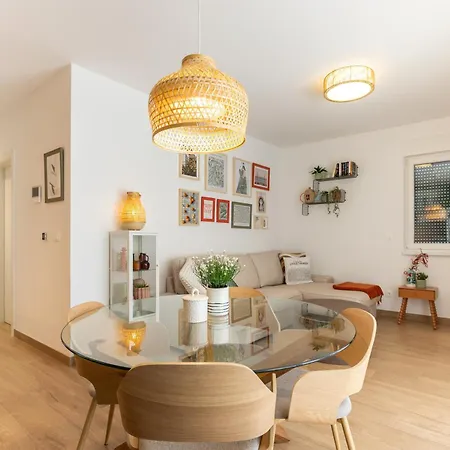 Brand New With Garden, Bbq And Parking * Trogir