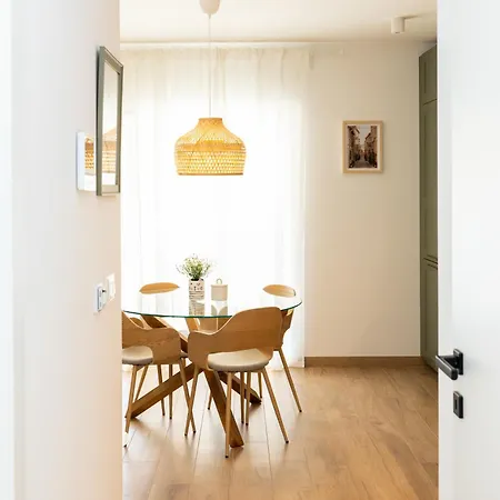 Brand New With Garden, Bbq And Parking